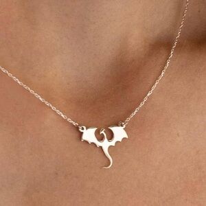 Elegant Silver Dragon Pendant Necklace